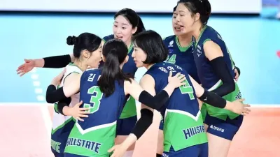 여자 배구 디펜딩 챔피언 현대건설 인삼공사 3-0 완승