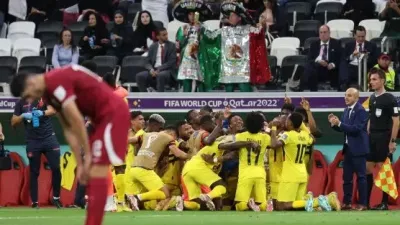 사상 첫 개최국 패배 카타르 월드컵 첫 경기 에콰도르 승
